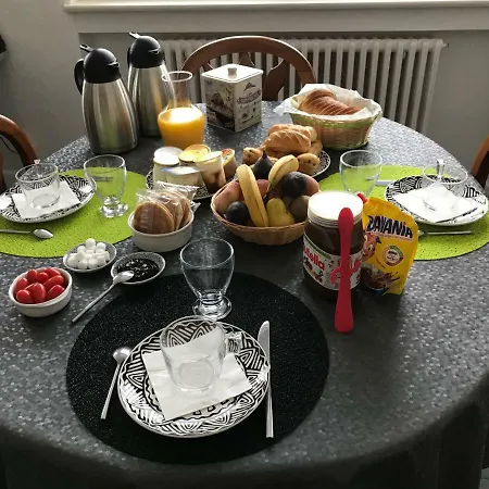 Chez Karim Et Malou 